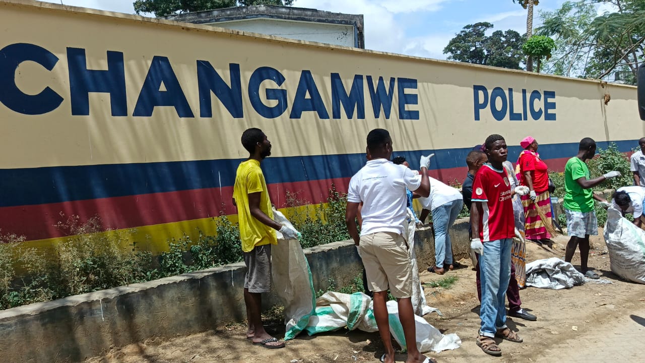 Environmental clean-up near Changamwe